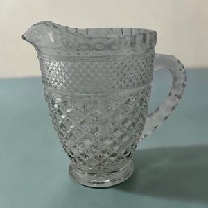 Anchor Hocking
Wexford pattern glass pint pitcher MINT
